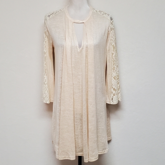 𝅺UMGEE USA Cream Lace Bell Sleeve Keyhole Pleated Bust Boho Midi Dress Small - Picture 2 of 11